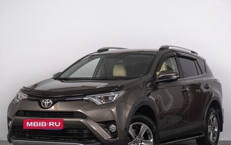 Toyota RAV4, 2017 год, 2 889 000 рублей, 2 фотография