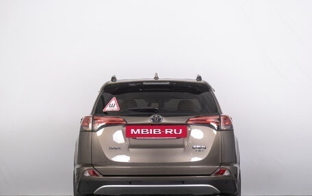 Toyota RAV4, 2017 год, 2 889 000 рублей, 5 фотография