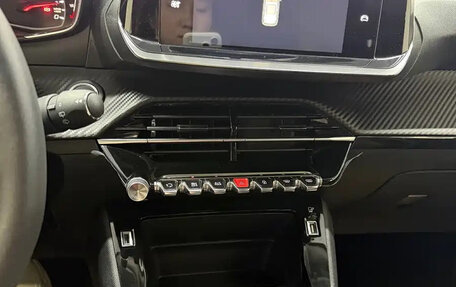 Peugeot 2008 II, 2022 год, 1 582 070 рублей, 12 фотография