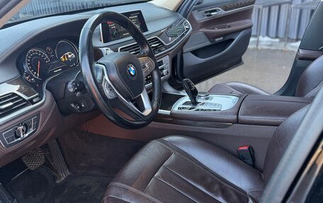BMW 7 серия, 2017 год, 2 690 000 рублей, 21 фотография