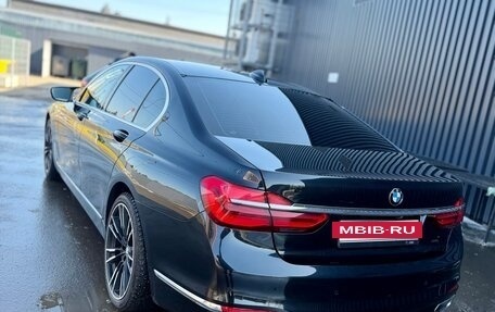 BMW 7 серия, 2017 год, 2 690 000 рублей, 10 фотография