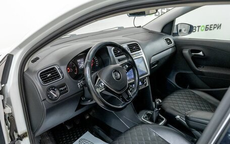 Volkswagen Polo VI (EU Market), 2015 год, 784 300 рублей, 6 фотография