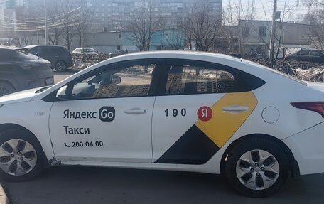 Hyundai Solaris II рестайлинг, 2018 год, 500 000 рублей, 17 фотография