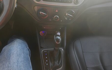 Hyundai Solaris II рестайлинг, 2018 год, 500 000 рублей, 30 фотография