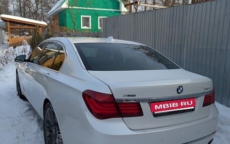 BMW 7 серия, 2015 год, 2 390 000 рублей, 4 фотография