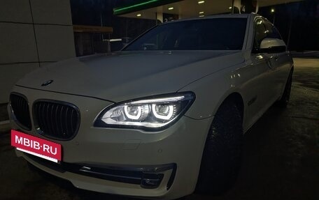 BMW 7 серия, 2015 год, 2 390 000 рублей, 15 фотография
