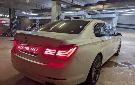 BMW 7 серия, 2015 год, 2 390 000 рублей, 12 фотография
