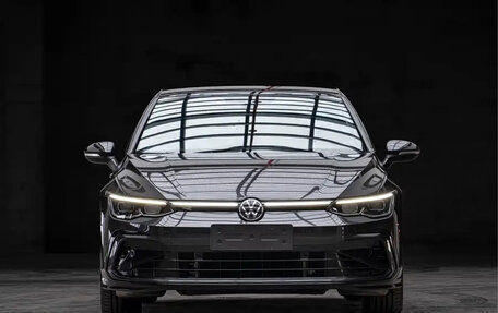 Volkswagen Golf VIII, 2023 год, 1 850 017 рублей, 2 фотография