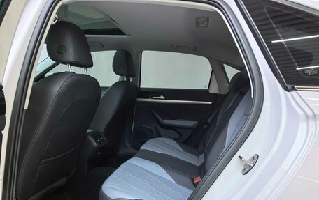 Volkswagen Lavida, 2023 год, 1 340 000 рублей, 10 фотография