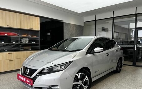 Nissan Leaf II, 2018 год, 1 600 000 рублей, 3 фотография
