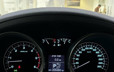 Toyota Land Cruiser 200, 2011 год, 3 469 000 рублей, 13 фотография