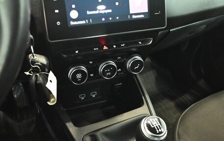 Renault Duster, 2021 год, 2 050 000 рублей, 15 фотография