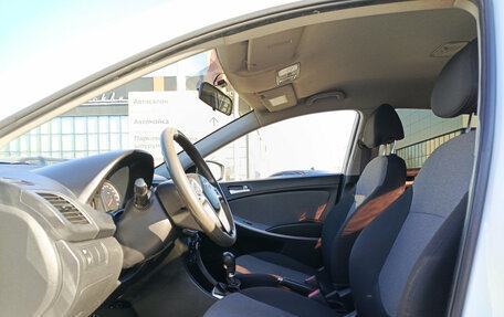 Hyundai Solaris II рестайлинг, 2013 год, 750 000 рублей, 20 фотография