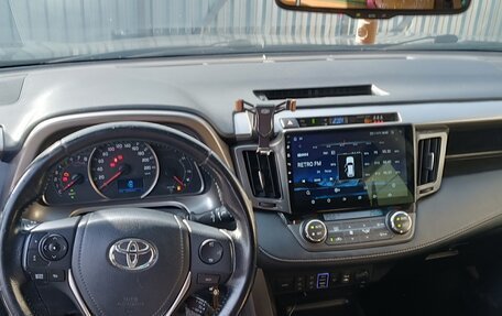 Toyota RAV4, 2015 год, 1 899 000 рублей, 15 фотография