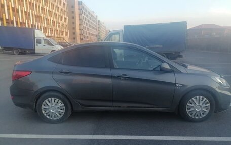 Hyundai Solaris II рестайлинг, 2012 год, 650 000 рублей, 3 фотография