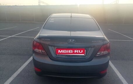 Hyundai Solaris II рестайлинг, 2012 год, 650 000 рублей, 4 фотография