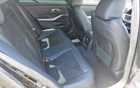 BMW 3 серия, 2019 год, 3 600 000 рублей, 10 фотография