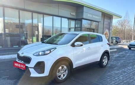 KIA Sportage IV рестайлинг, 2019 год, 2 100 000 рублей, 3 фотография