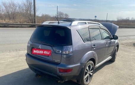 Mitsubishi Outlander III рестайлинг 3, 2010 год, 1 090 000 рублей, 6 фотография