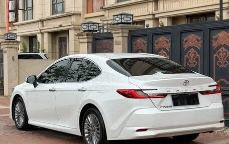 Toyota Camry, 2025 год, 3 880 000 рублей, 6 фотография