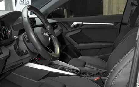 Audi A3, 2022 год, 2 035 017 рублей, 9 фотография