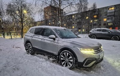 Volkswagen Tiguan II, 2022 год, 3 100 000 рублей, 1 фотография