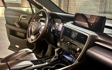 Lexus RX IV рестайлинг, 2021 год, 5 680 000 рублей, 5 фотография