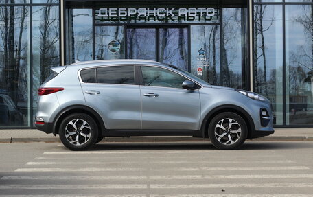 KIA Sportage IV рестайлинг, 2019 год, 2 400 000 рублей, 4 фотография