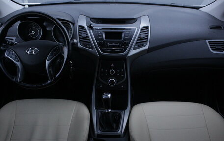 Hyundai Elantra V, 2015 год, 1 295 000 рублей, 7 фотография