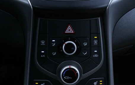 Hyundai Elantra V, 2015 год, 1 295 000 рублей, 16 фотография