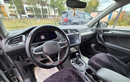 Volkswagen Tiguan II, 2022 год, 3 100 000 рублей, 14 фотография