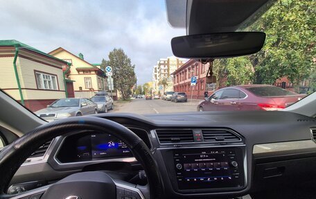 Volkswagen Tiguan II, 2022 год, 3 100 000 рублей, 27 фотография