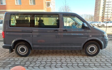 Volkswagen Caravelle T5, 2012 год, 2 490 000 рублей, 5 фотография