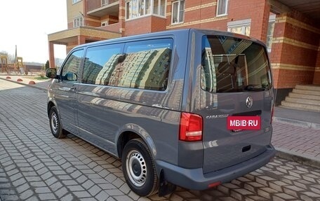 Volkswagen Caravelle T5, 2012 год, 2 490 000 рублей, 3 фотография