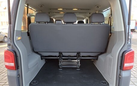 Volkswagen Caravelle T5, 2012 год, 2 490 000 рублей, 12 фотография