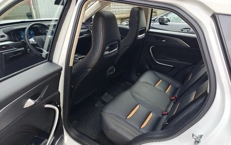 FAW Bestune T77, 2023 год, 1 799 000 рублей, 16 фотография