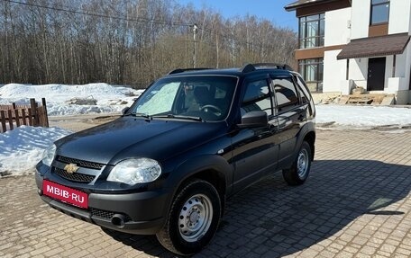 Chevrolet Niva I рестайлинг, 2019 год, 760 000 рублей, 2 фотография