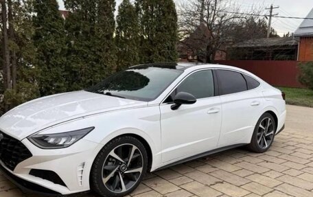 Hyundai Sonata VIII, 2022 год, 2 250 000 рублей, 4 фотография