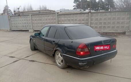 Mercedes-Benz C-Класс, 1996 год, 165 000 рублей, 4 фотография