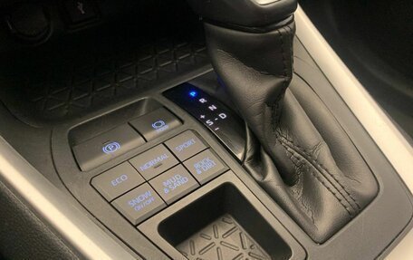 Toyota RAV4, 2021 год, 3 810 500 рублей, 18 фотография