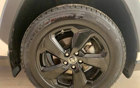 Toyota RAV4, 2021 год, 3 810 500 рублей, 15 фотография