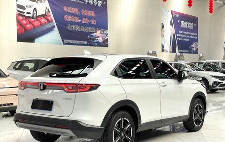 Honda Vezel, 2023 год, 2 230 000 рублей, 7 фотография