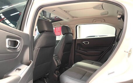 Honda Vezel, 2023 год, 2 230 000 рублей, 13 фотография