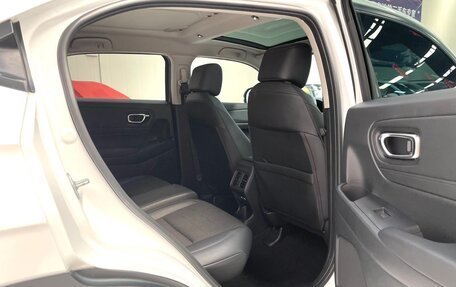 Honda Vezel, 2023 год, 2 230 000 рублей, 16 фотография