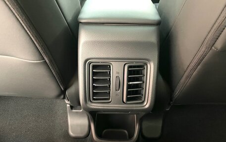 Honda Vezel, 2023 год, 2 230 000 рублей, 15 фотография