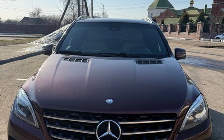 Mercedes-Benz M-Класс, 2012 год, 2 600 000 рублей, 1 фотография