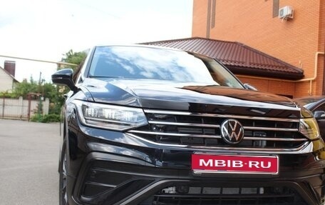 Volkswagen Tiguan II, 2024 год, 3 300 000 рублей, 1 фотография