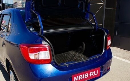 Renault Logan II, 2018 год, 900 000 рублей, 19 фотография