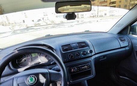 Skoda Fabia II, 2012 год, 550 000 рублей, 8 фотография