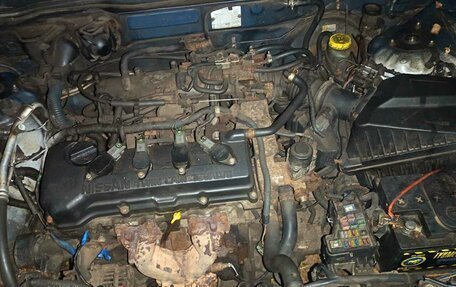 Nissan Almera, 2000 год, 140 000 рублей, 15 фотография